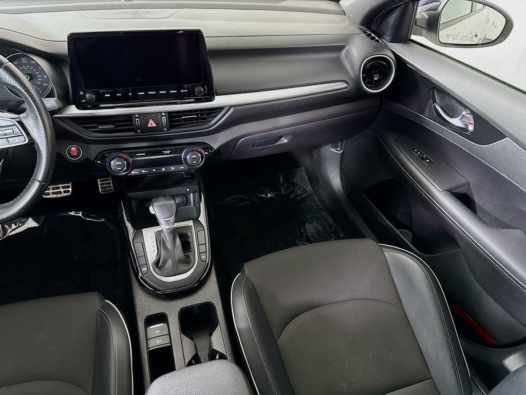 Used 2022 Kia Forte GT-Line w/ GT-Line Premium Package FWD image 27