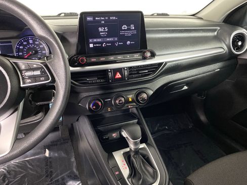 Used 2024 Kia Forte LXS w/ LXS Technology Package image 26