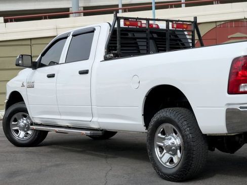 Used 2018 RAM 3500 Tradesman w/ Chrome Appearance Group AWD/4WD image 24