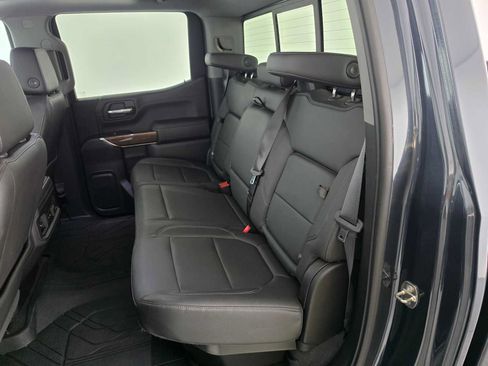 Used 2019 Chevrolet Silverado 1500 LT Trail Boss AWD/4WD image 17