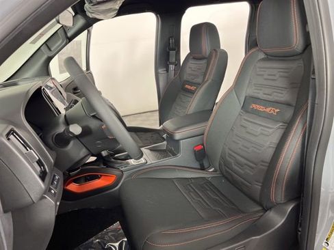 New 2026 Nissan Frontier PRO-4X w/ Pro-4x Convenience Package image 18