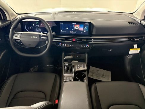 New 2026 Kia Sportage SX FWD image 41