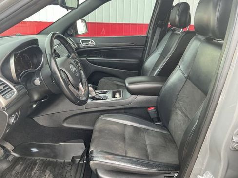 Used 2021 Jeep Grand Cherokee Laredo X image 21