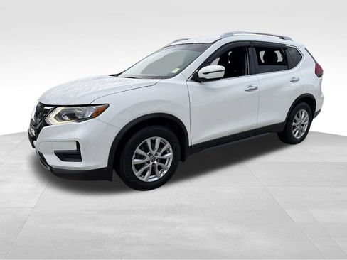 Used 2020 Nissan Rogue SV FWD image 3