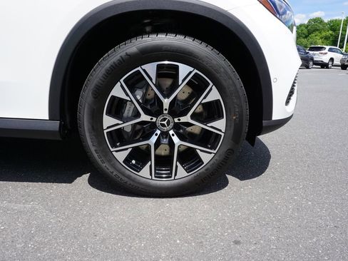 Certified 2025 Mercedes-Benz GLC 350e 4MATIC image 15