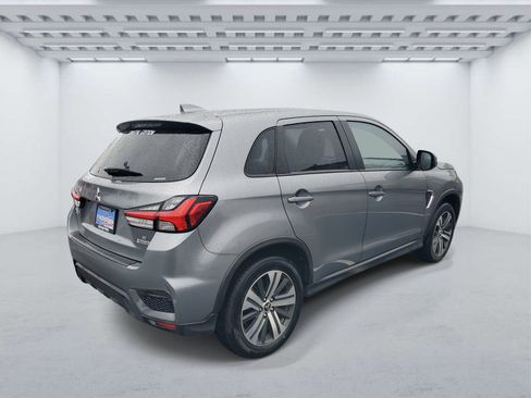 Used 2023 Mitsubishi Outlander Sport SE image 4