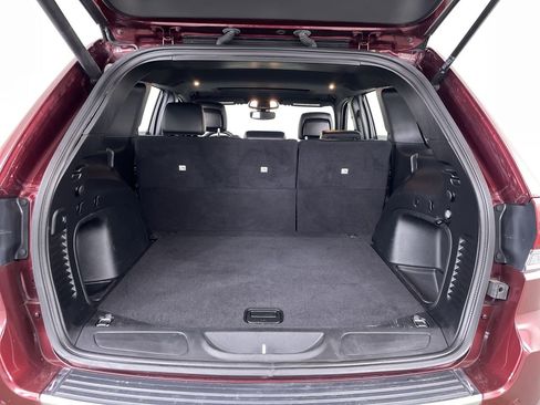 Used 2022 Jeep Grand Cherokee Limited image 23