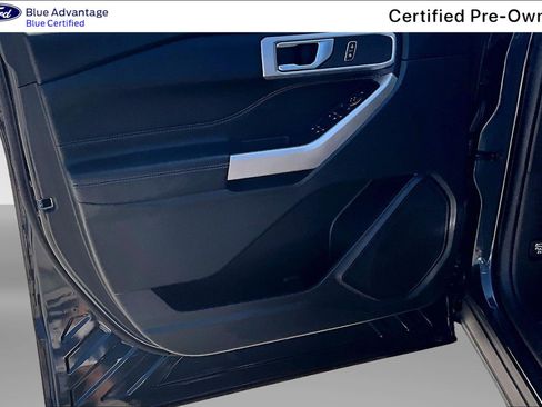 Used 2023 Ford Explorer XLT w/ Equipment Group 202A AWD/4WD image 26