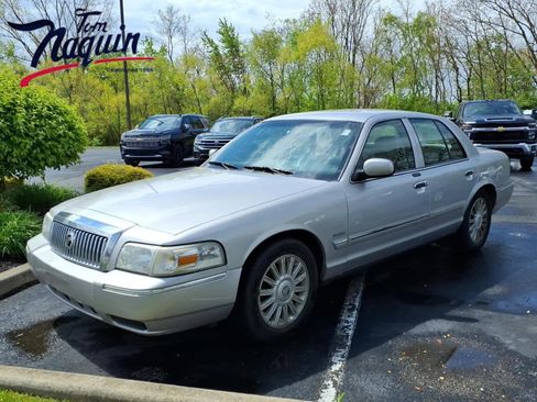 Used 2010 Mercury Grand Marquis LS RWD image 1