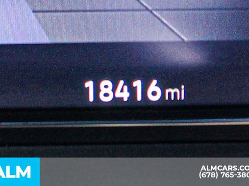 Used 2025 Volkswagen Atlas Cross Sport SE image 39