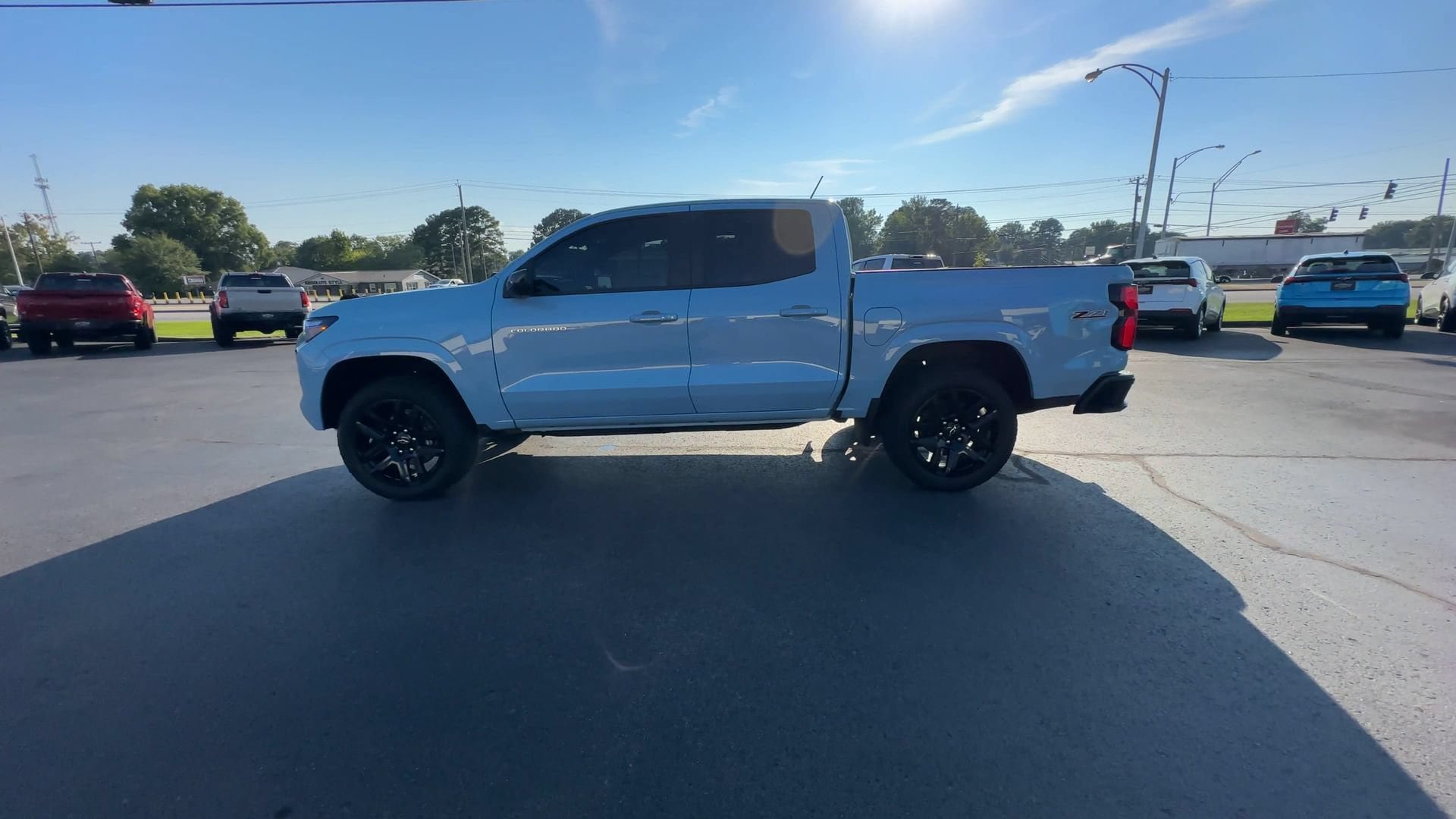 Certified 2025 Chevrolet Colorado Z71 w/ Technology Package AWD/4WD image 5