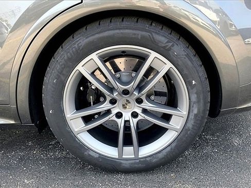 New 2025 Porsche Cayenne Turbo image 16