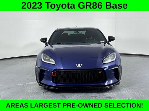 Used 2023 Toyota GR86 image 2