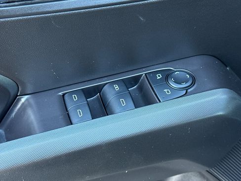 Used 2025 GMC Canyon Elevation w/ Convenience Package image 12