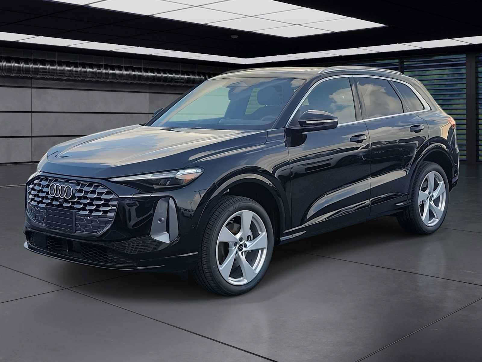 New 2026 Audi Q5 Premium Plus AWD/4WD image 1