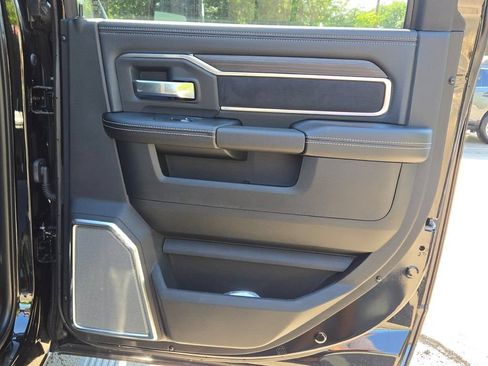 New 2026 RAM 2500 Laramie AWD/4WD image 19