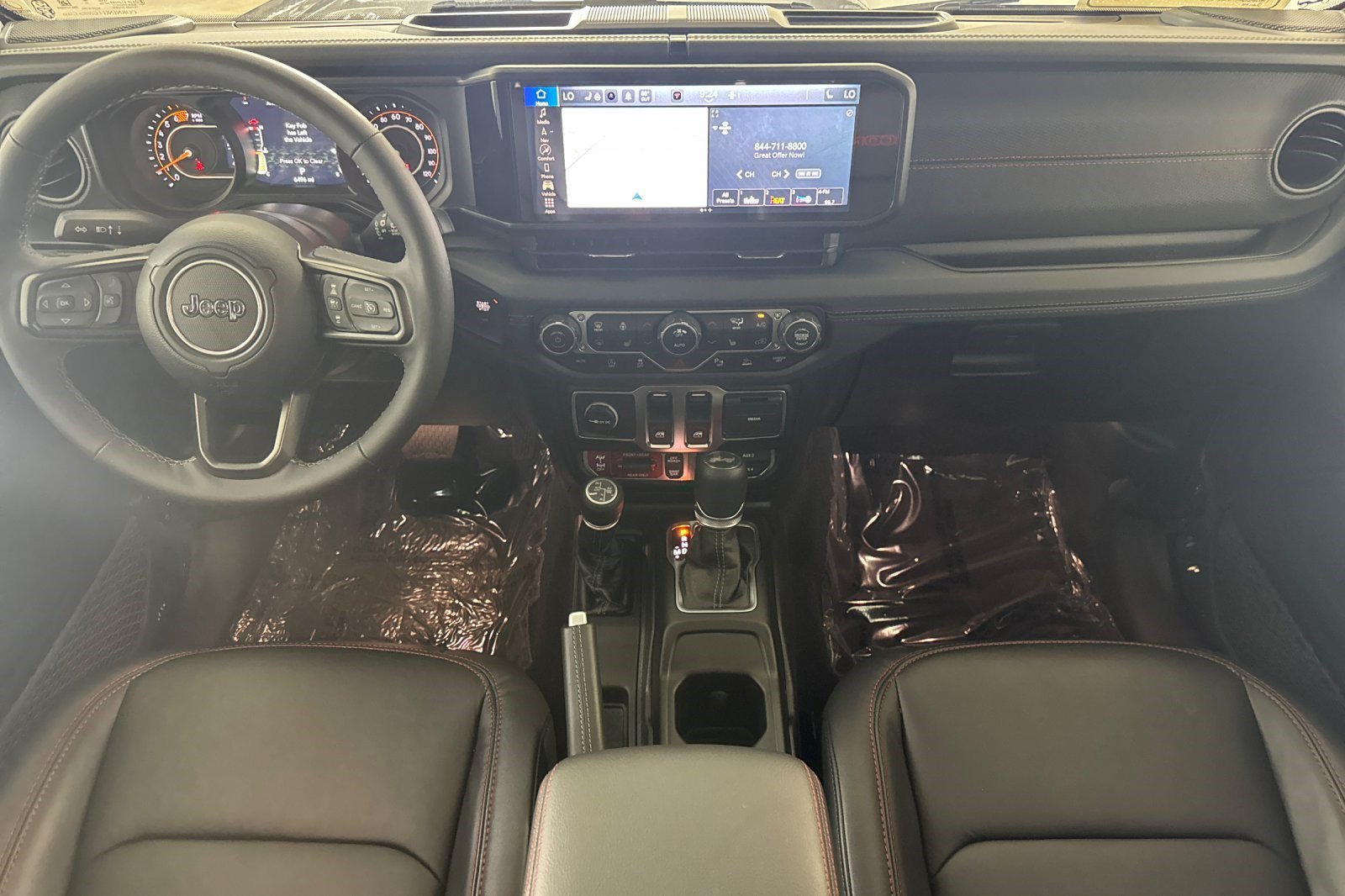 Used 2026 Jeep Wrangler Rubicon AWD/4WD image 15