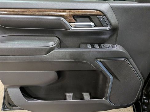 Certified 2024 GMC Sierra 2500 SLE w/ SLE Value Package; image 14