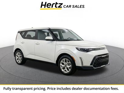 Used 2025 Kia Soul LX w/ LX Technology Package