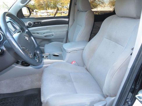 Used 2007 Toyota Tacoma PreRunner image 23