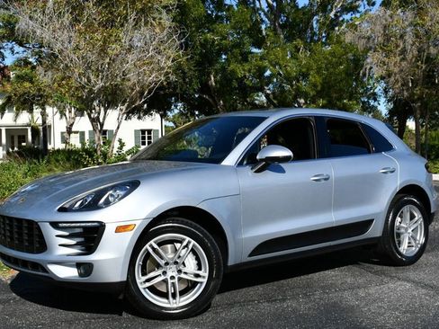 Used 2016 Porsche Macan S image 23