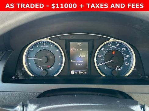 Used 2016 Toyota Camry LE image 18