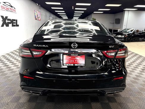 Used 2022 Nissan Maxima SV w/ Floor Mat Group FWD image 12