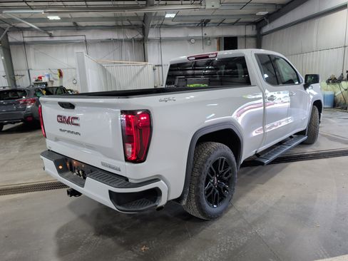 Used 2026 GMC Sierra 1500 Elevation AWD/4WD image 3