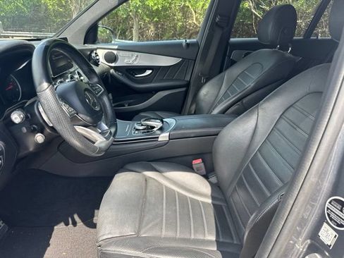 Used 2019 Mercedes-Benz GLC 300 image 8