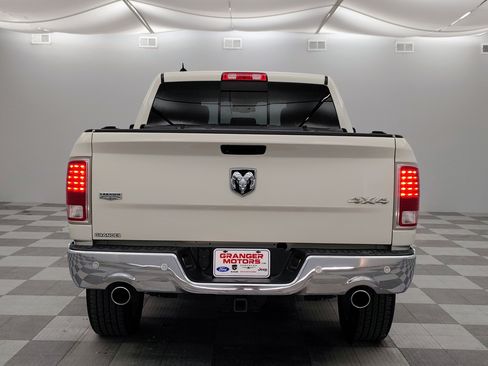 Used 2018 RAM 1500 Laramie w/ Convenience Group image 8