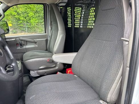 Used 2023 Chevrolet Express 2500 w/ Driver Convenience Package RWD image 10