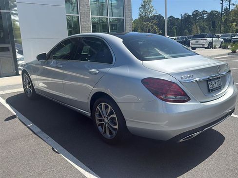 Used 2015 Mercedes-Benz C 300 4MATIC Sedan image 5