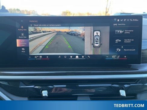 Used 2024 BMW X7 xDrive40i w/ Executive Package image 36