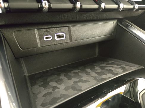 Certified 2024 GMC Canyon AT4 w/ Canyon Safety Plus Package image 28