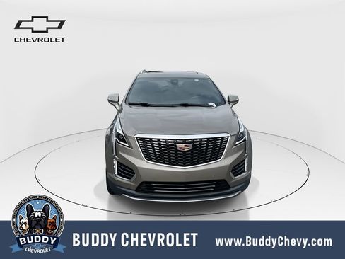Used 2023 Cadillac XT5 Premium Luxury FWD image 3