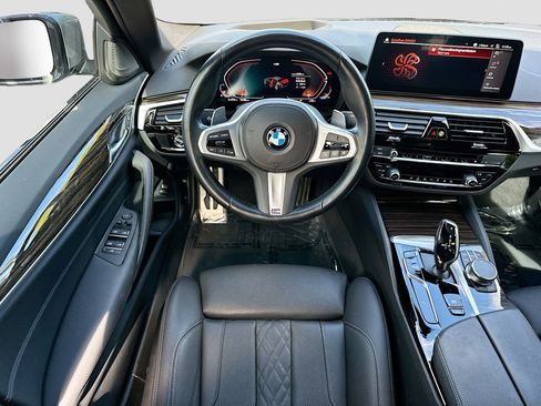 Used 2023 BMW 540i w/ M Sport Package image 23