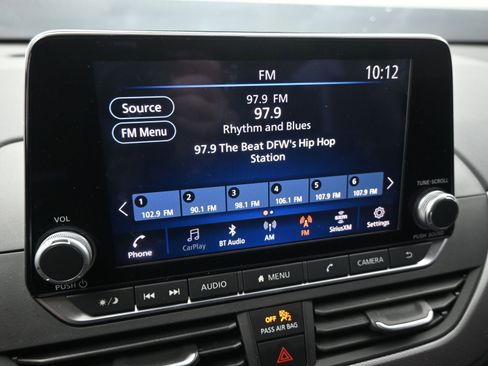 Used 2023 Nissan Altima 2.5 SR image 17