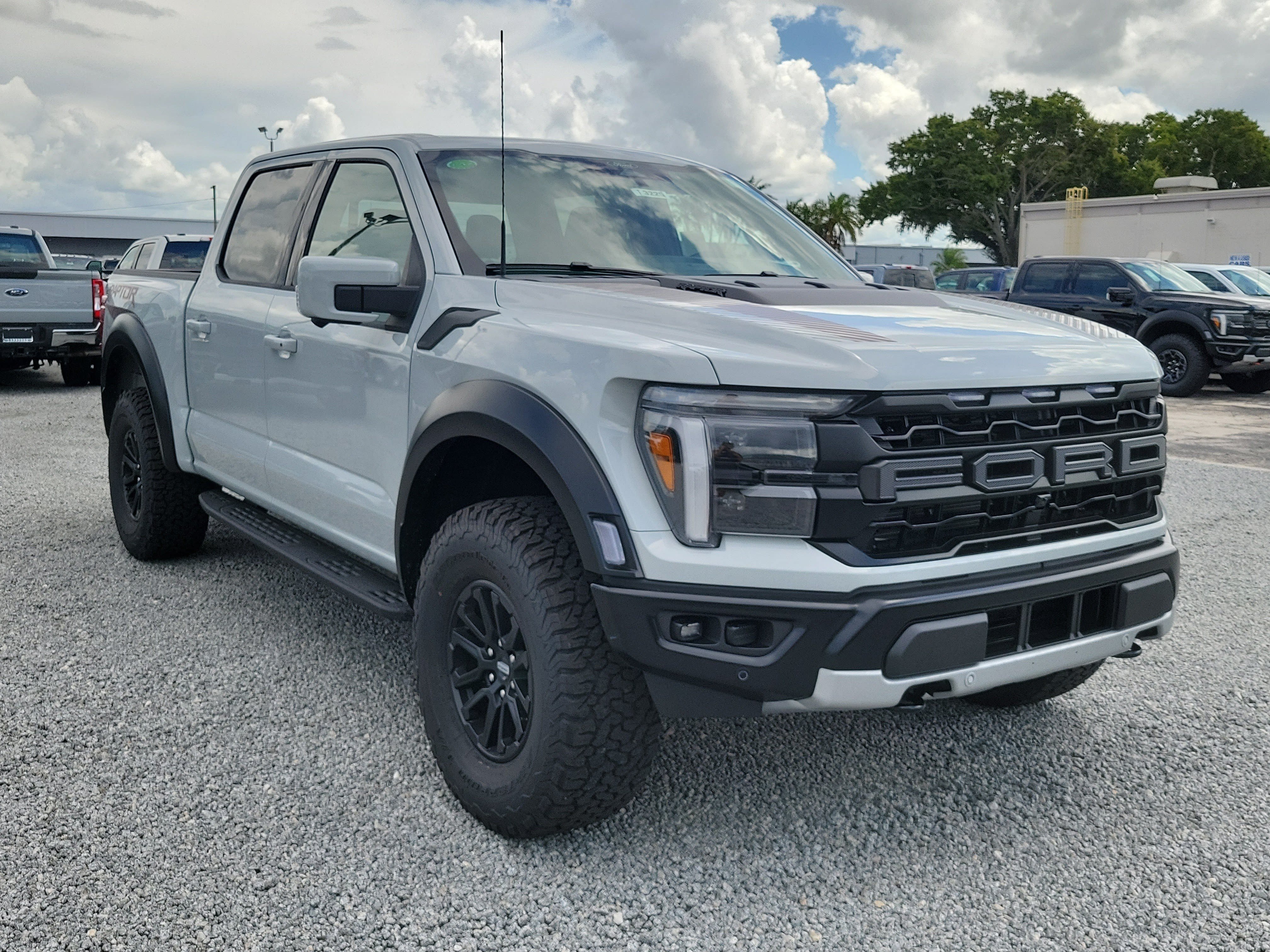 New 2026 Ford F150 Raptor AWD/4WD image 2