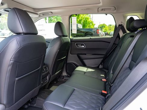 New 2026 Nissan Rogue Platinum AWD/4WD image 25