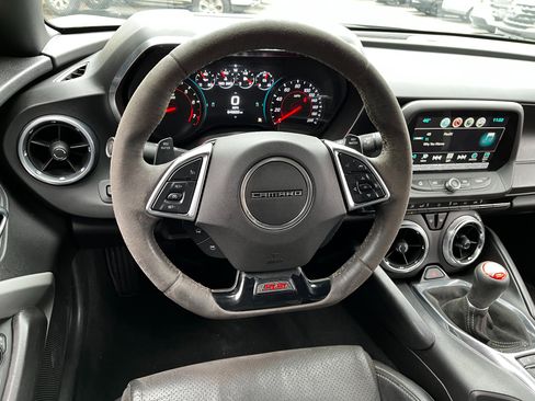 Used 2018 Chevrolet Camaro SS image 25
