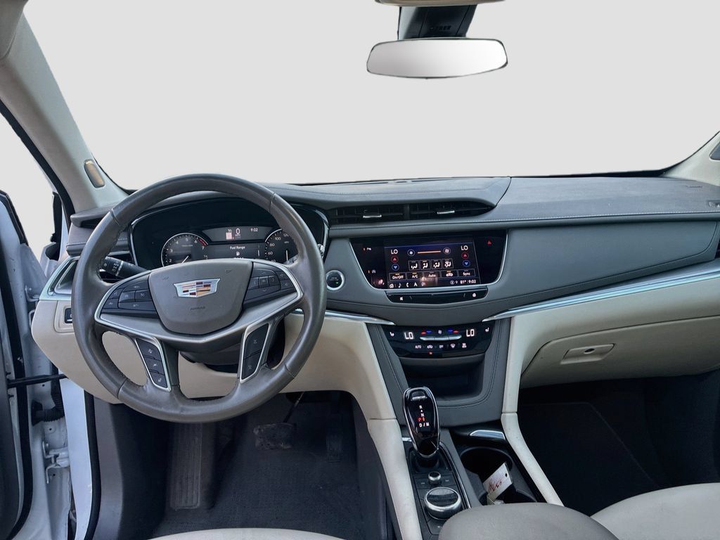 Used 2024 Cadillac XT5 Premium Luxury w/ LPO, Floor Liner Package AWD/4WD image 24