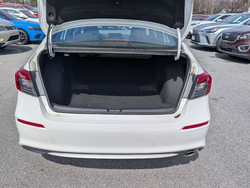 Used 2023 Honda Civic Sport image 13