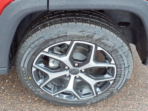 Used 2025 Jeep Compass Limited AWD/4WD image 21