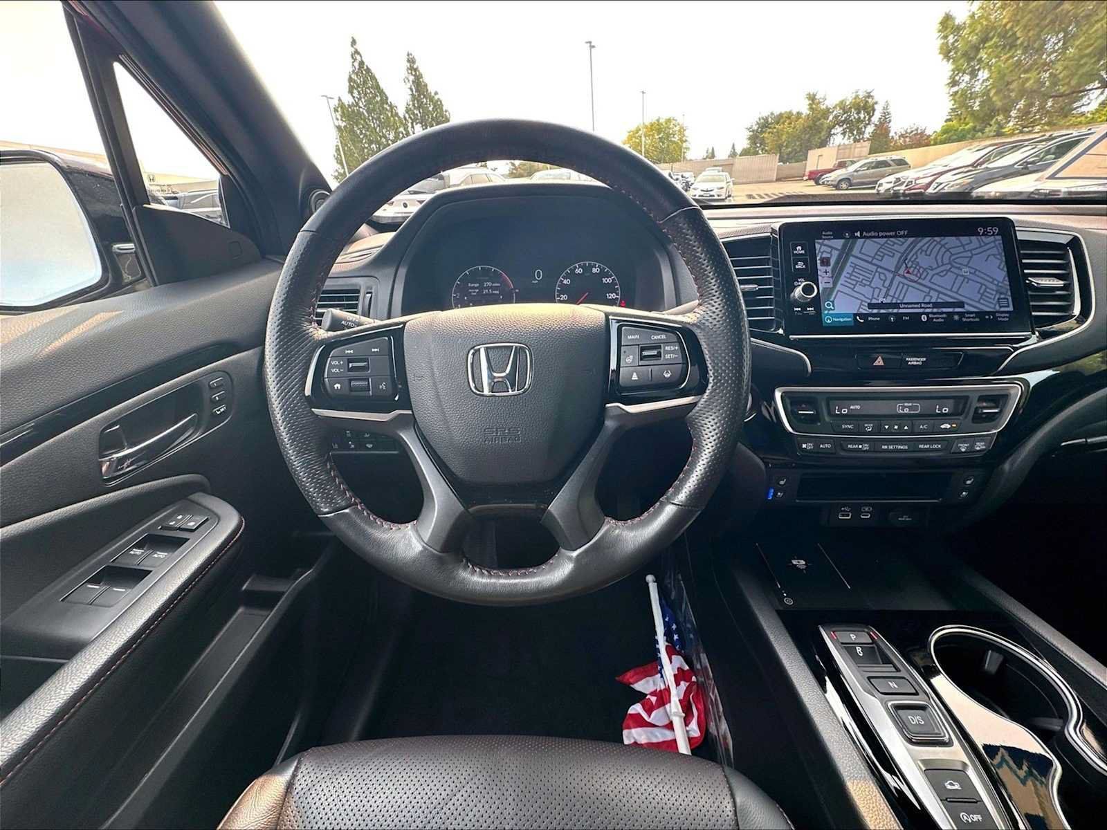 Used 2025 Honda Ridgeline Black Edition image 8