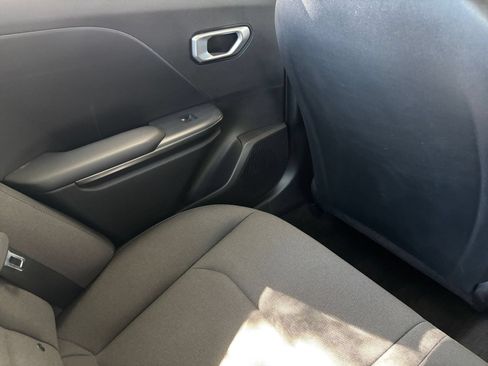 Used 2026 Kia K4 FWD image 35