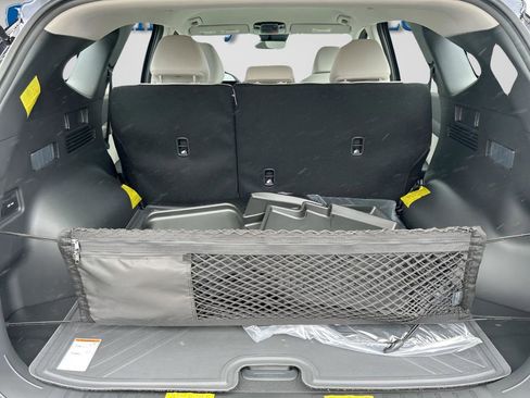 New 2026 Hyundai Tucson Blue SE image 13