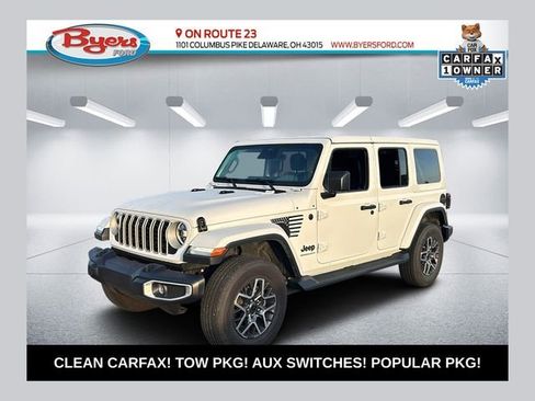 Used 2026 Jeep Wrangler Unlimited Sahara AWD/4WD image 1