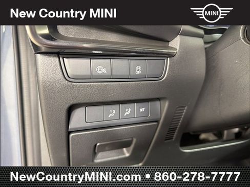 Used 2024 MAZDA MAZDA3 s image 28