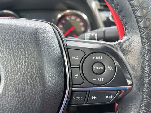 Used 2020 Toyota Camry XSE AWD/4WD image 19