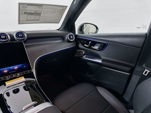 New 2026 Mercedes-Benz GLC 300 image 25